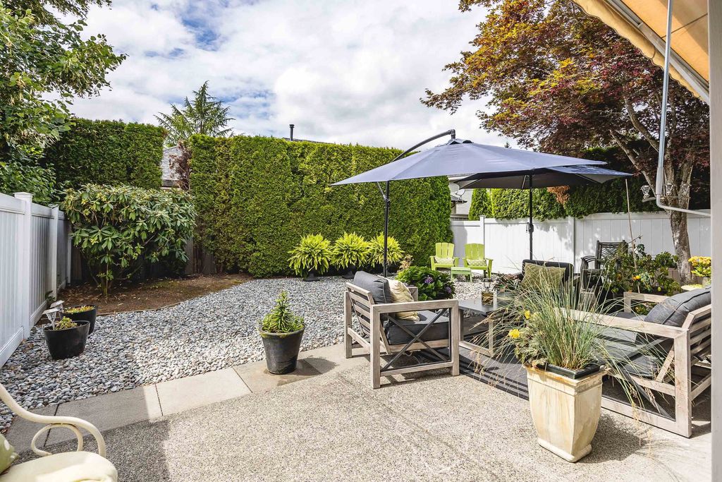 listing image 1101860952384672317