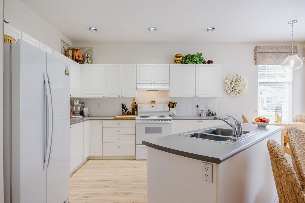 listing image 1106141665487103724