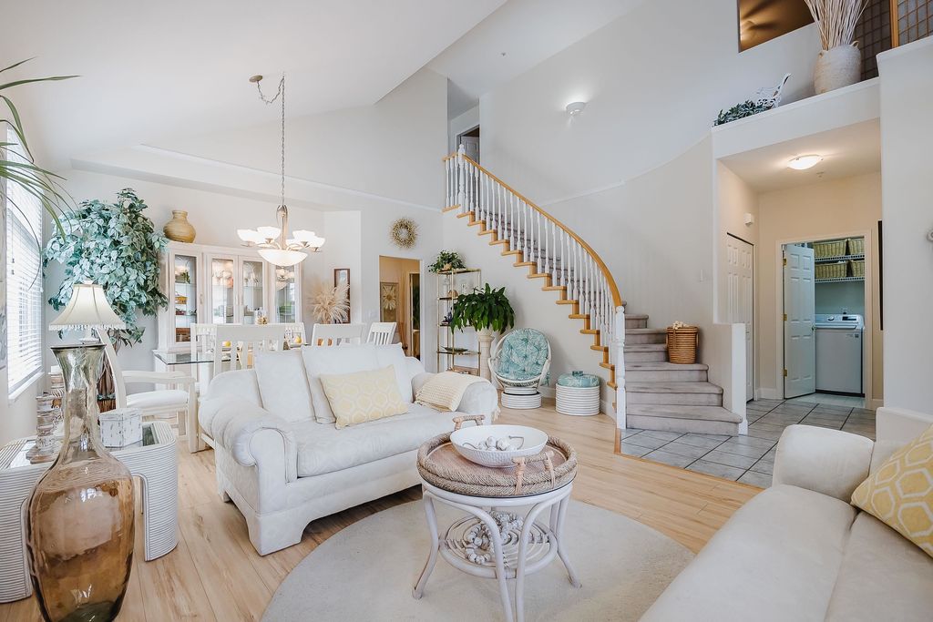 listing image 1103154864168042913