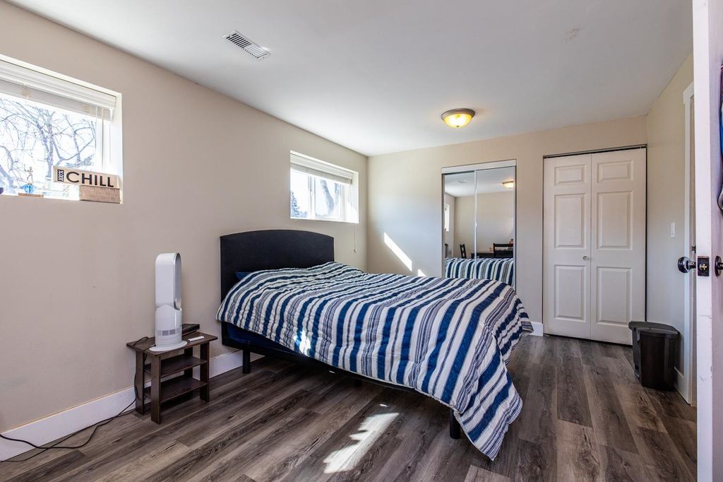listing image 1102358260461004819