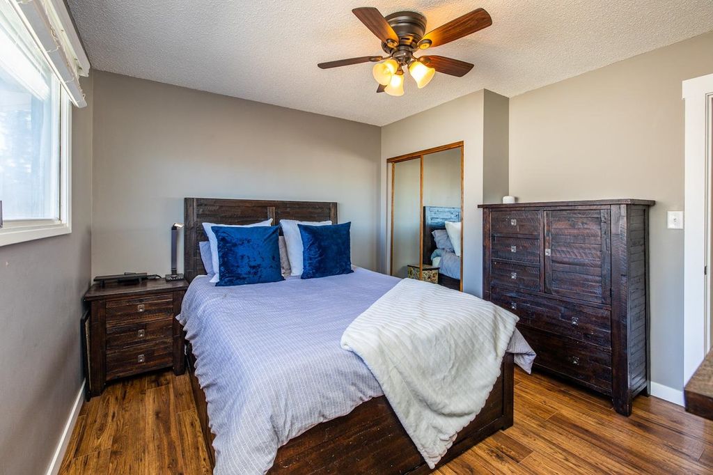 listing image 1100086886859407247