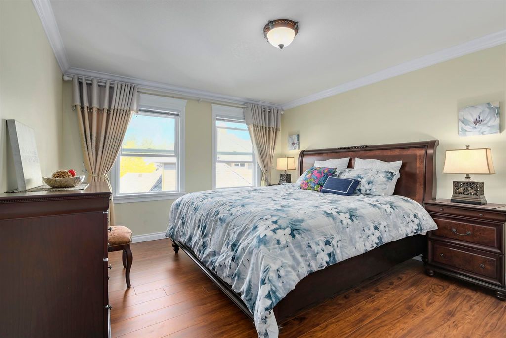 listing image 1107491737286014255