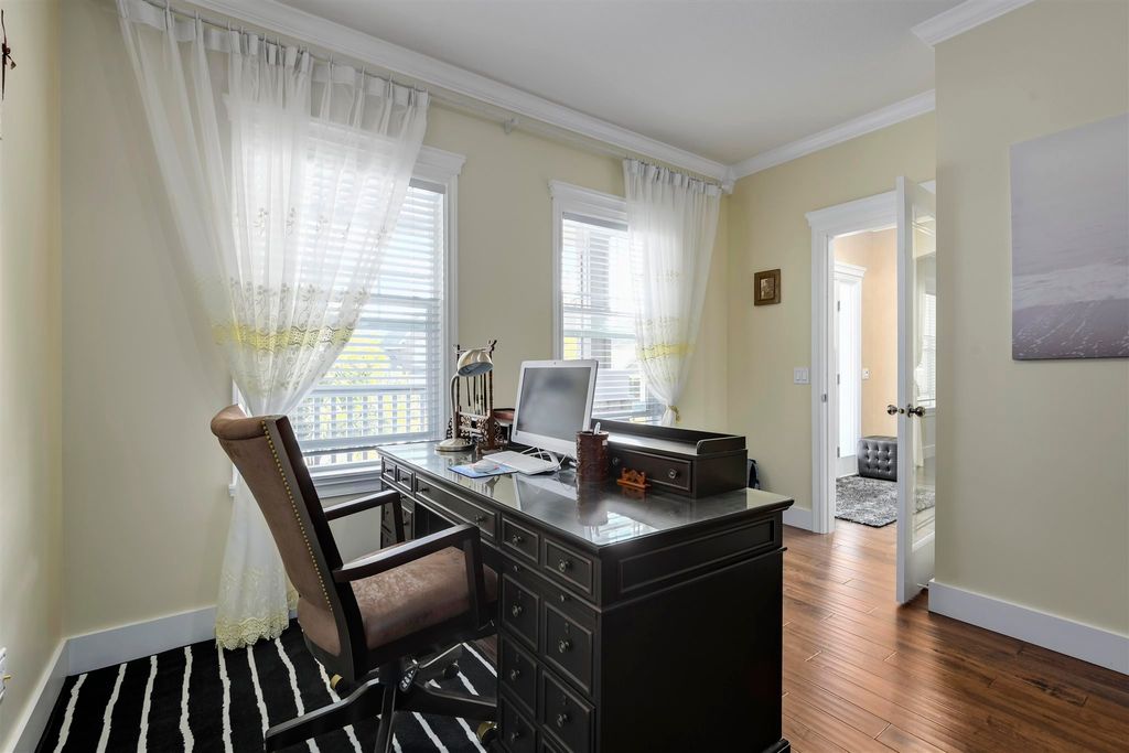 listing image 1103062910545189977