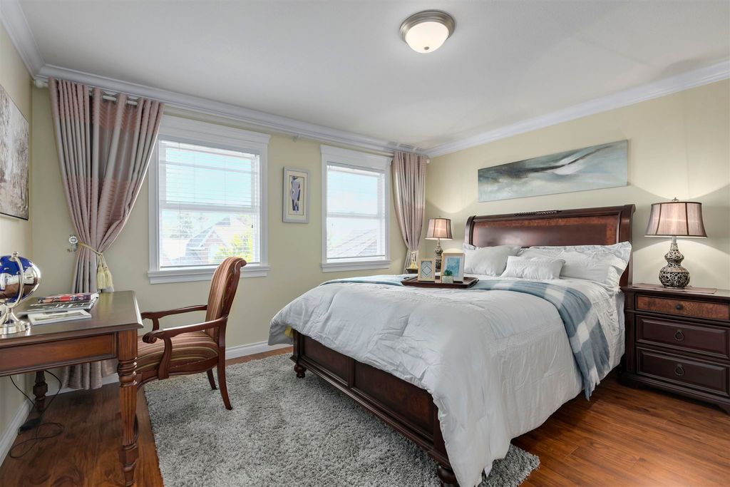 listing image 1105227343603135574