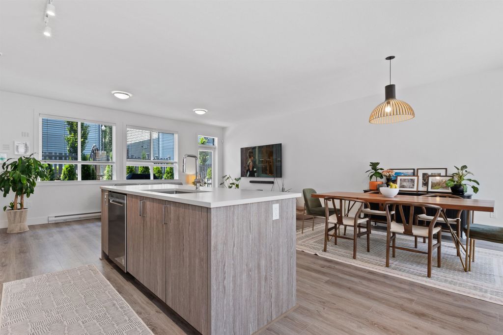 listing image 1100820804685046057