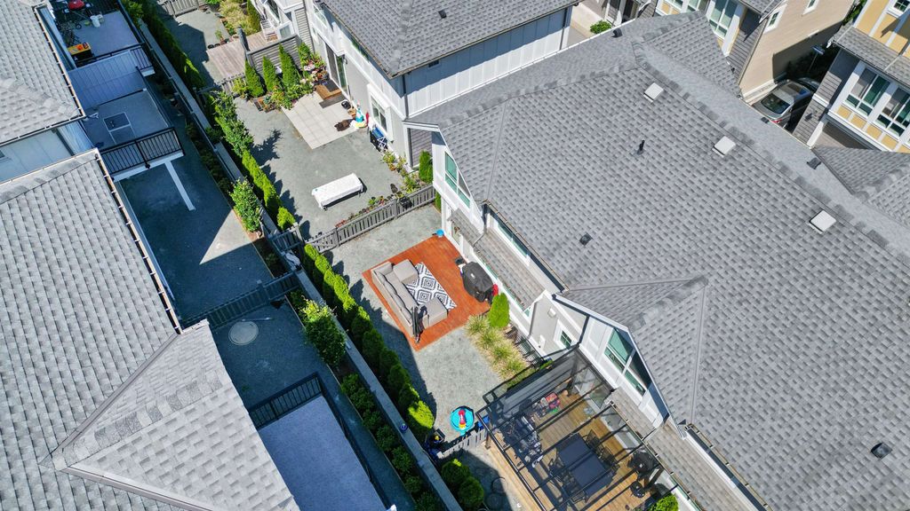listing image 1103828434737942866