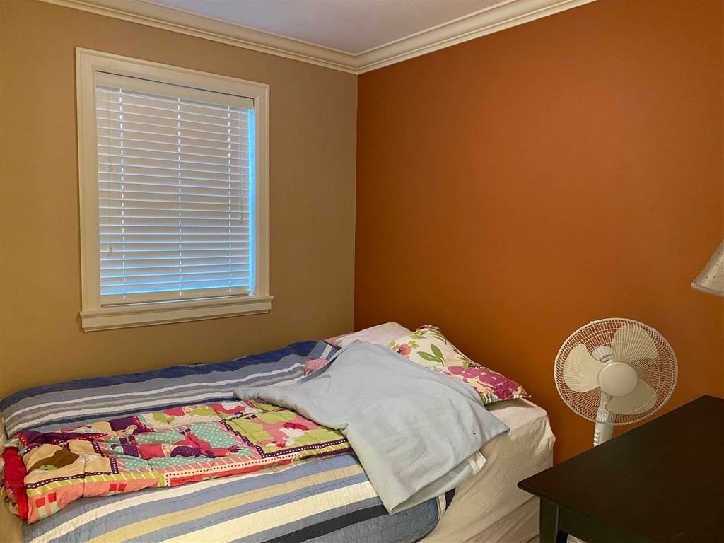 listing image 1100269516355668334