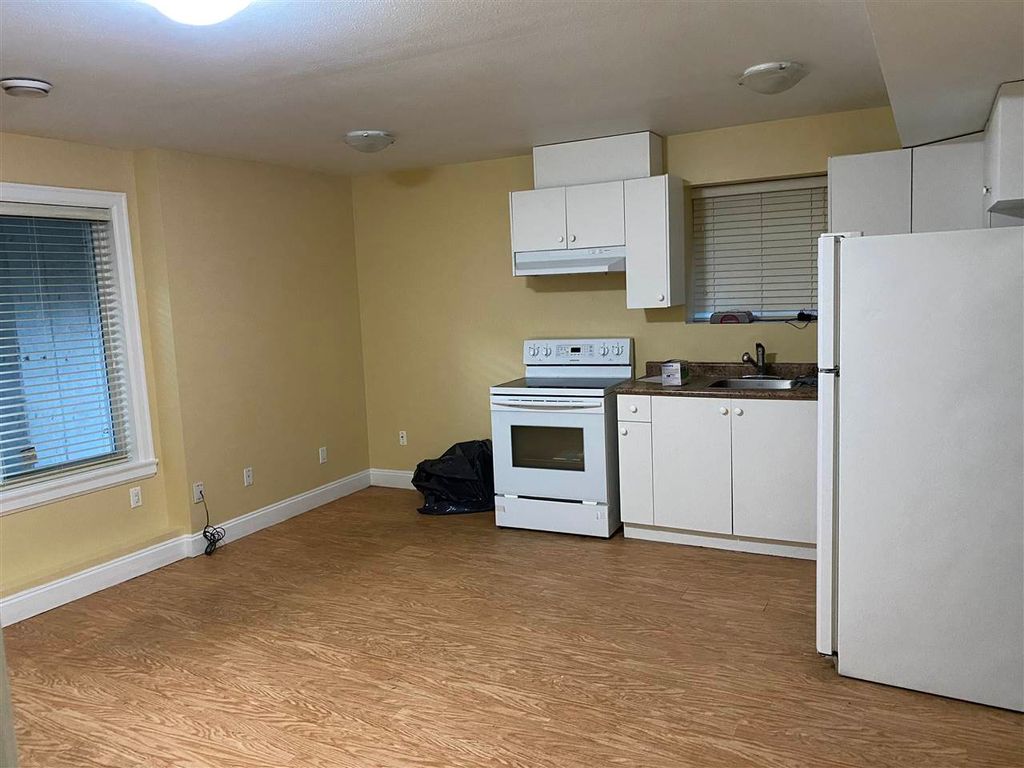 listing image 1106721109282514063