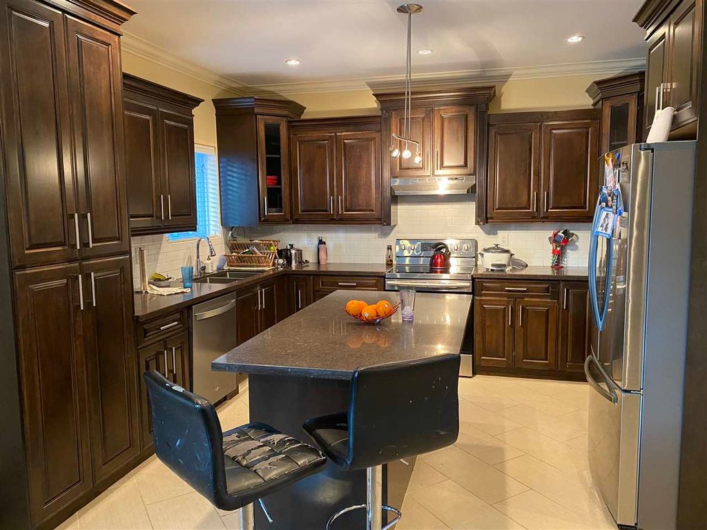 listing image 1103000328353819431