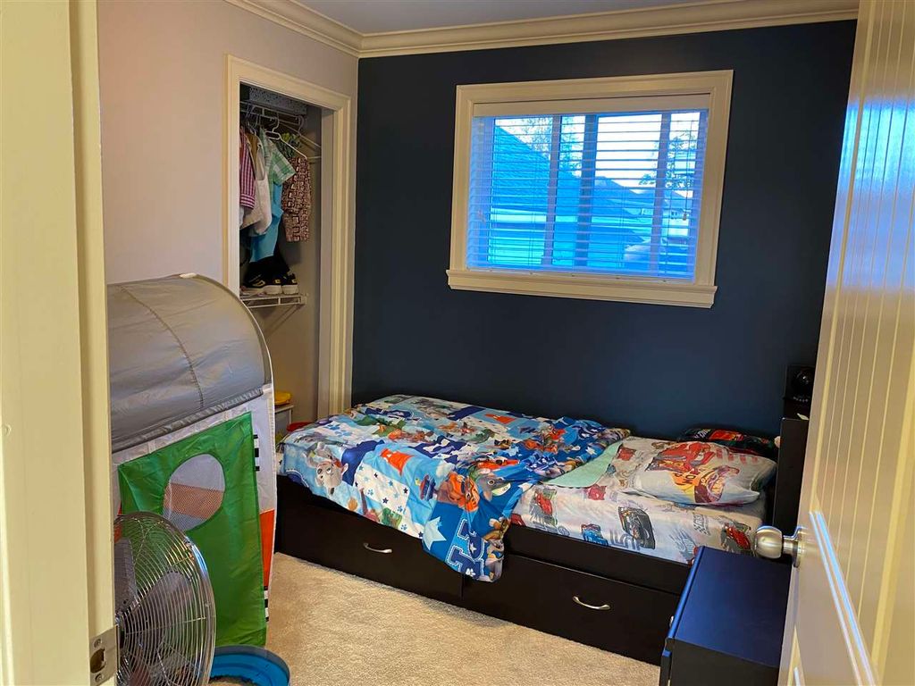 listing image 1103280872467893978