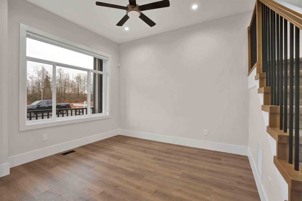 listing image 1105870767695642872