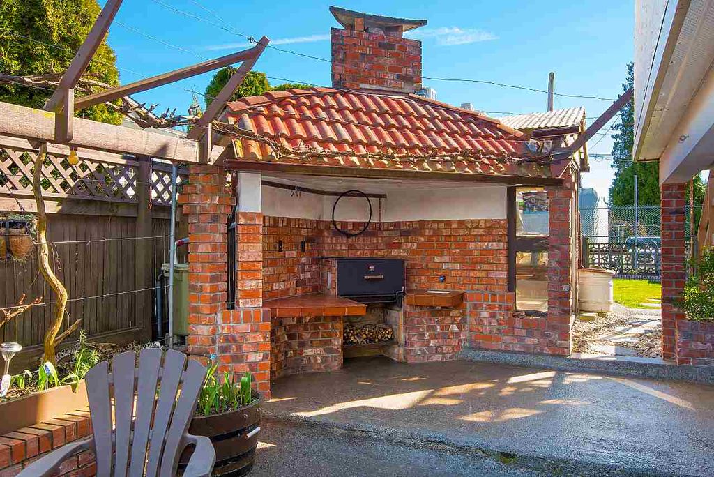 listing image 1101512258889058102