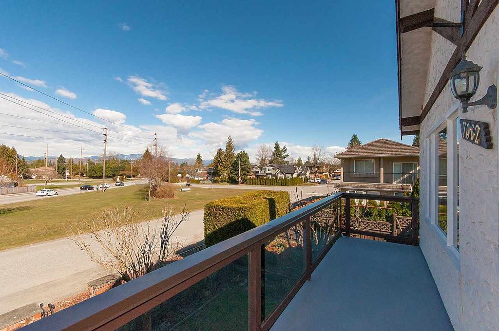 listing image 1105617848466299773