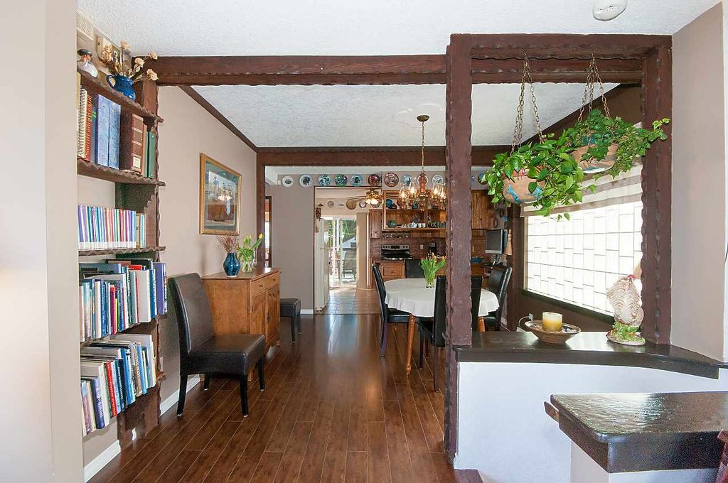 listing image 1104981897447987058