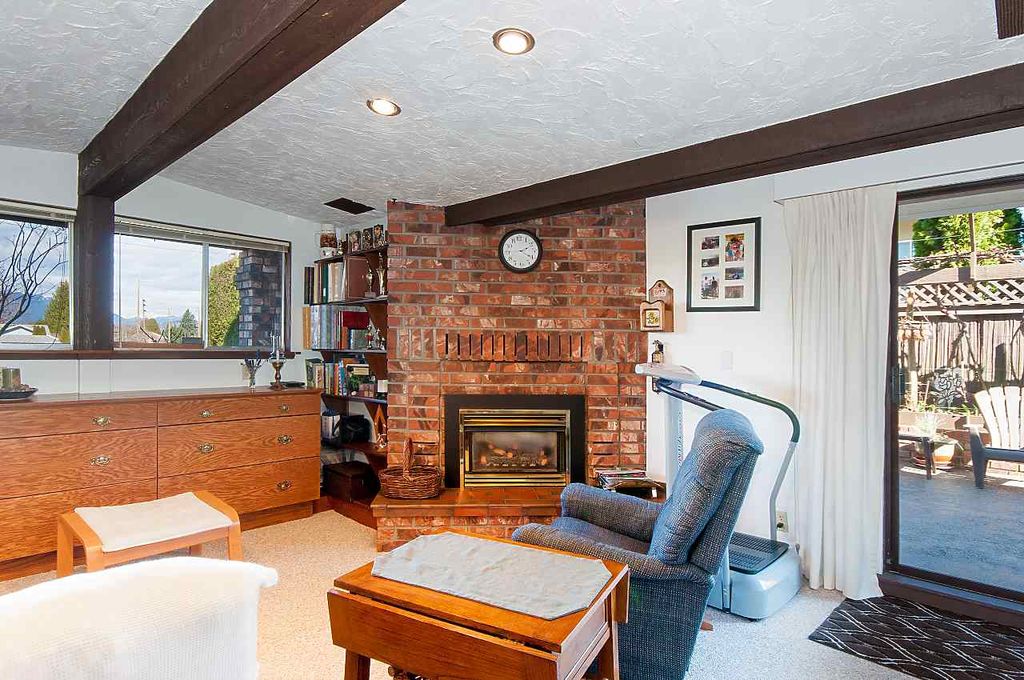 listing image 1105155950313336631