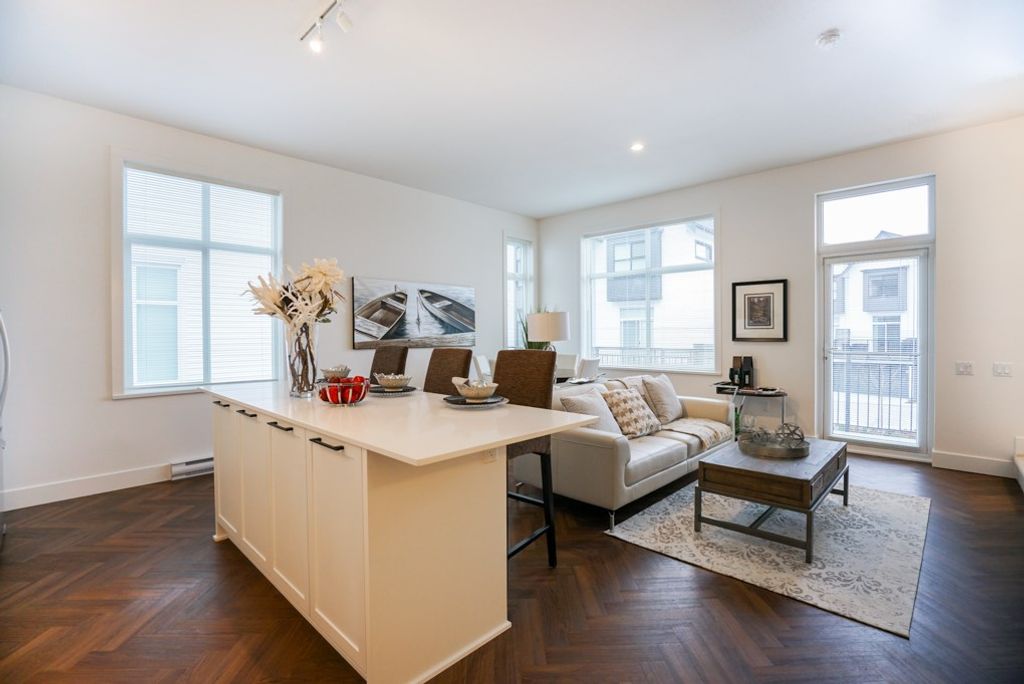 listing image 1101422136099617685