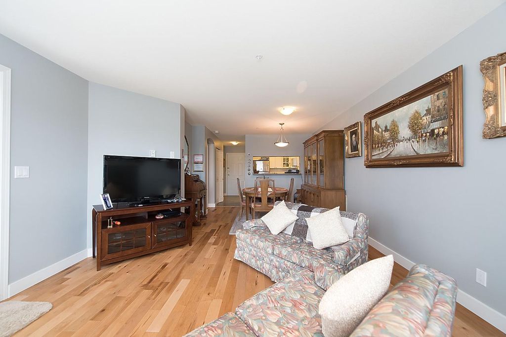 listing image 1104146629081470997