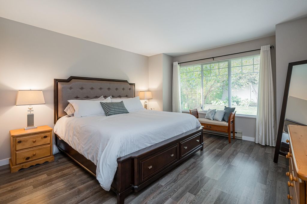 listing image 1103195281672225099