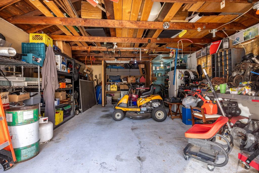 listing image 1103179391739517012
