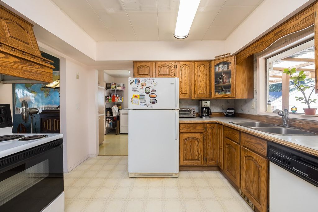 listing image 1103340955425702449
