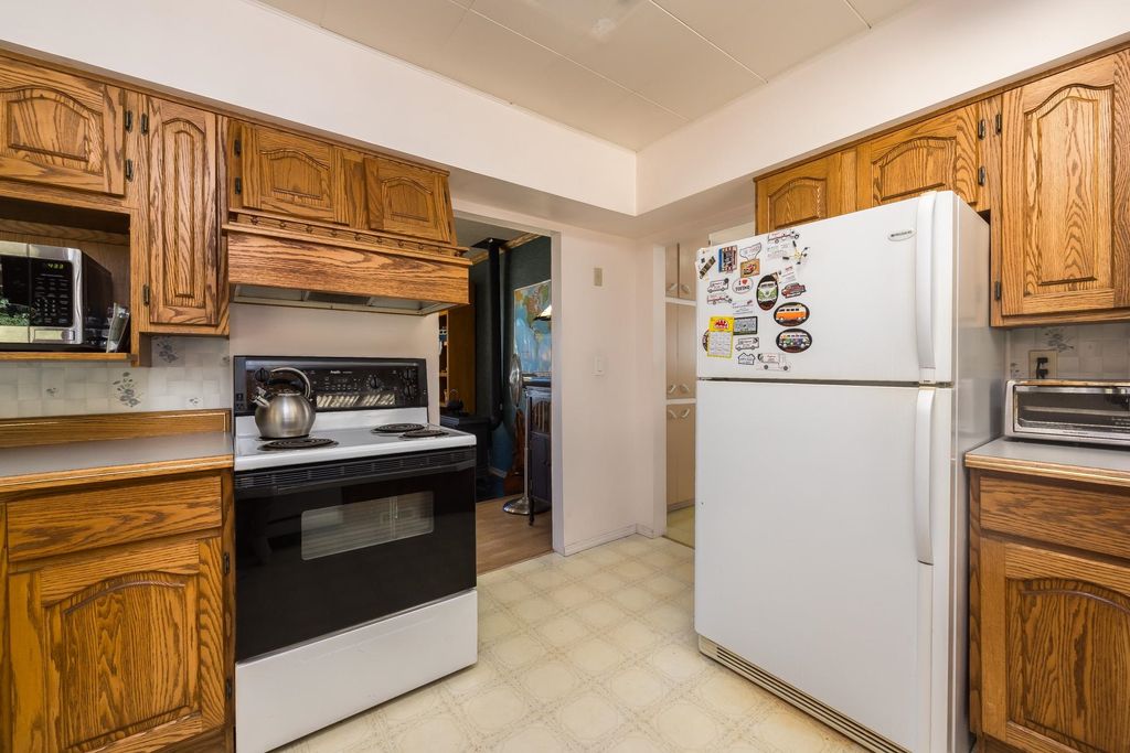 listing image 1109322623567976729