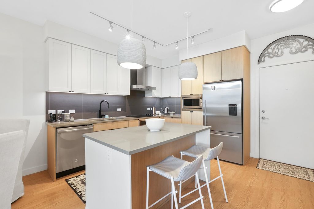 listing image 1103105855466367830