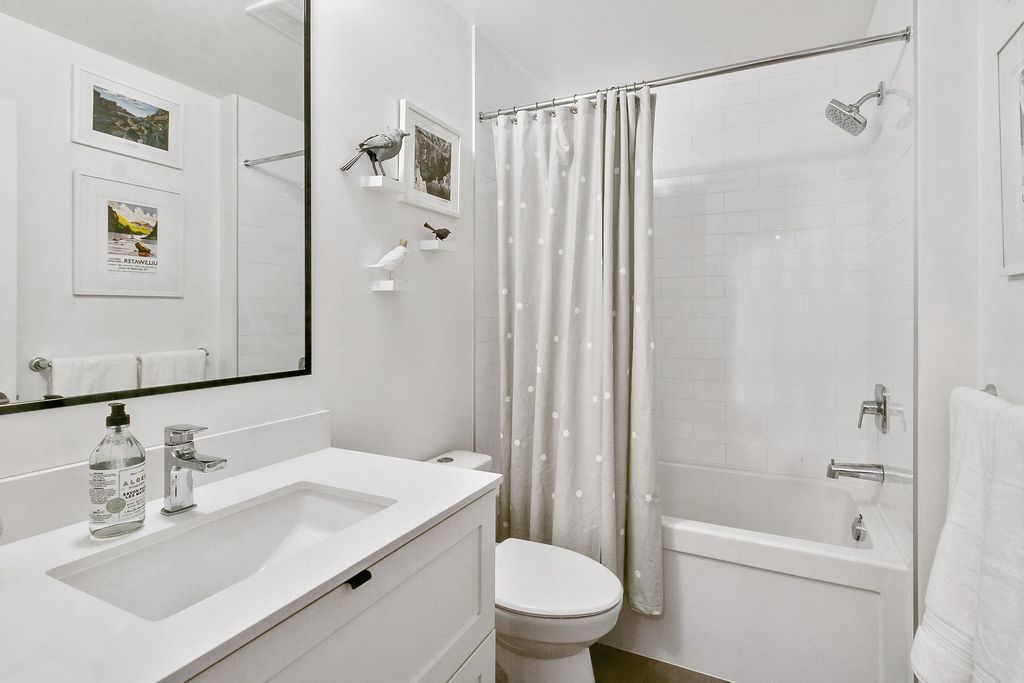 listing image 1109002755979144781