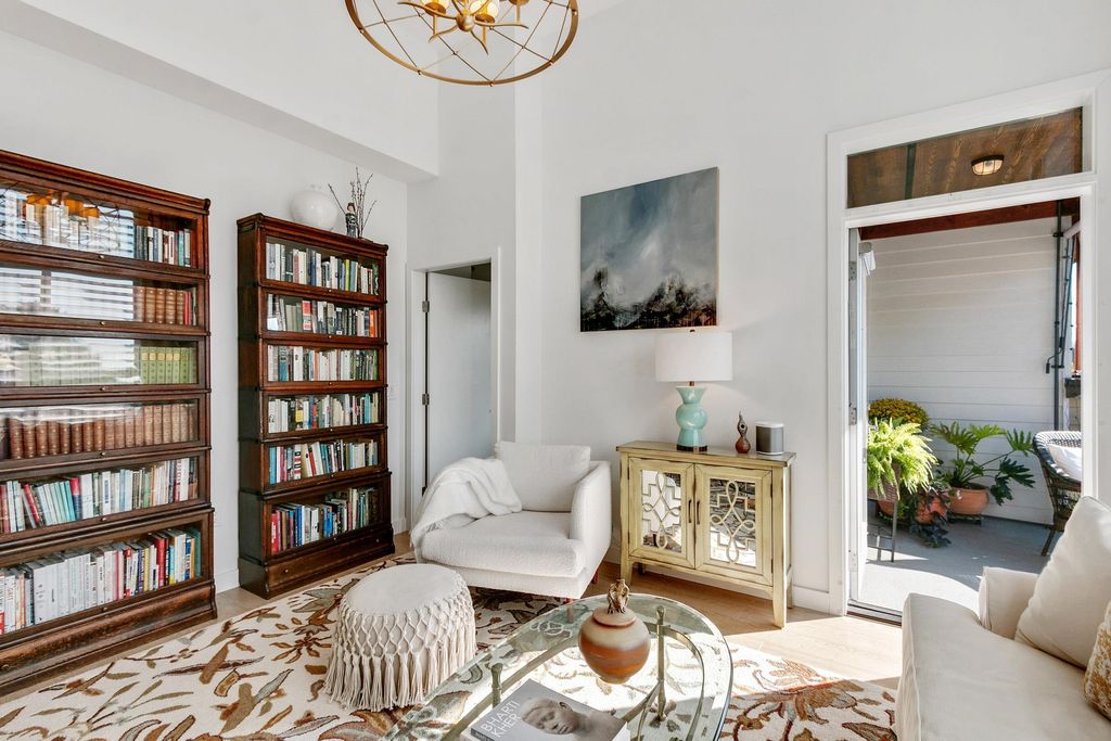 listing image 1105792456617157159