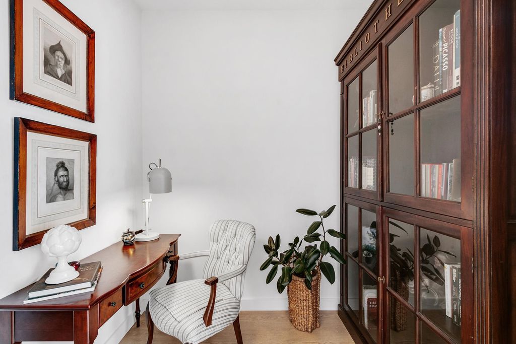 listing image 1109572252125956919