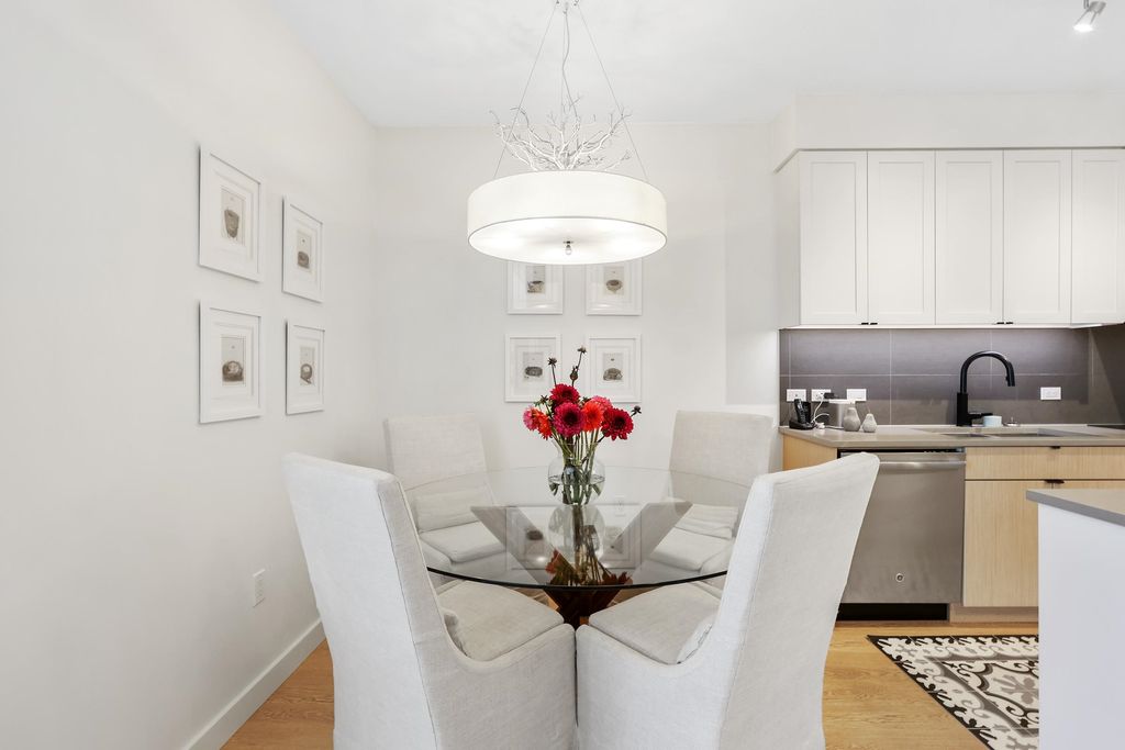 listing image 1103822625532754147