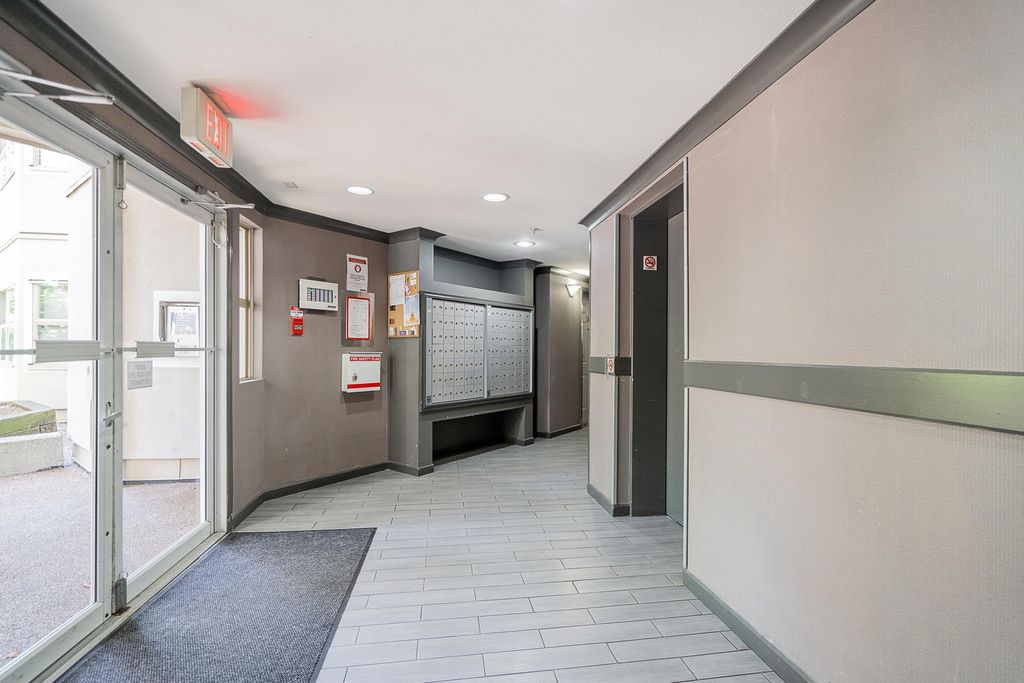 listing image 1103760574994072843