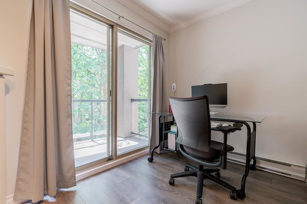 listing image 1101212045478976549