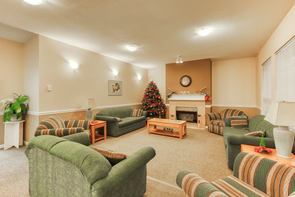 listing image 1109481670925594930