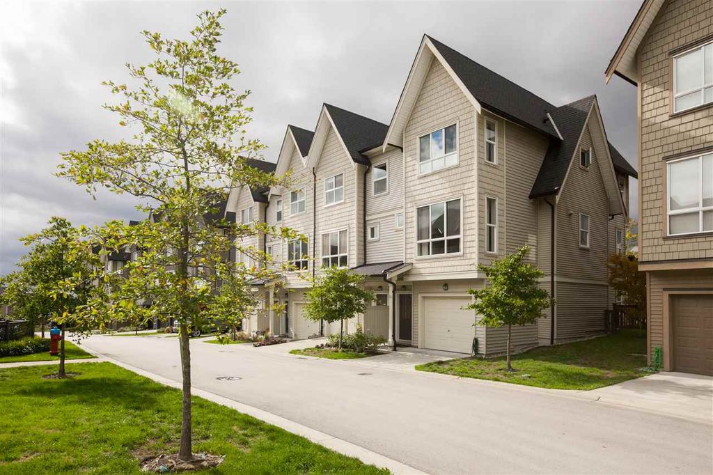 listing image 1104561249734201075