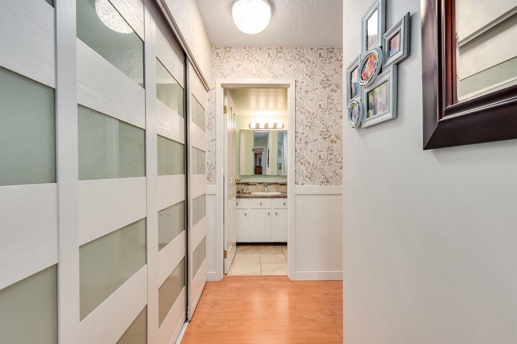 listing image 1106360294198406111