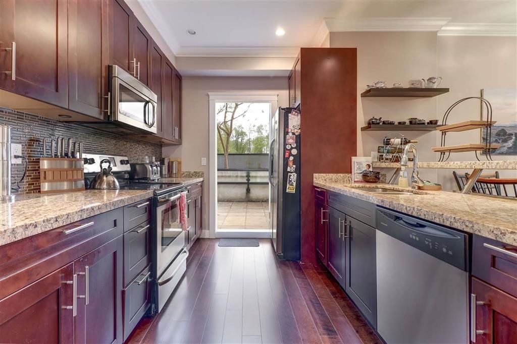 listing image 1103900506477582823