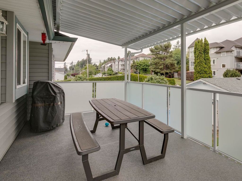 listing image 1109485271530903505
