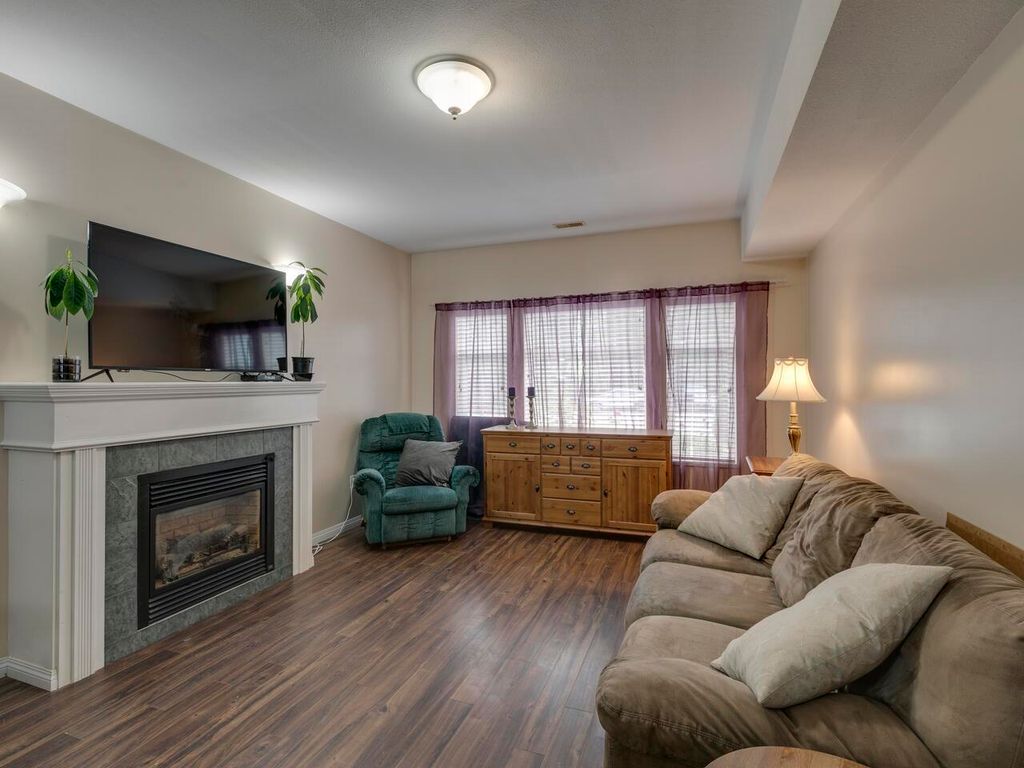 listing image 1108296680058706773