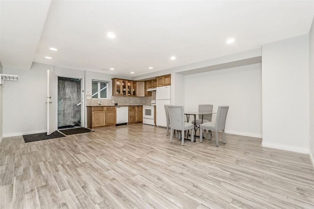 listing image 1107829135683016989
