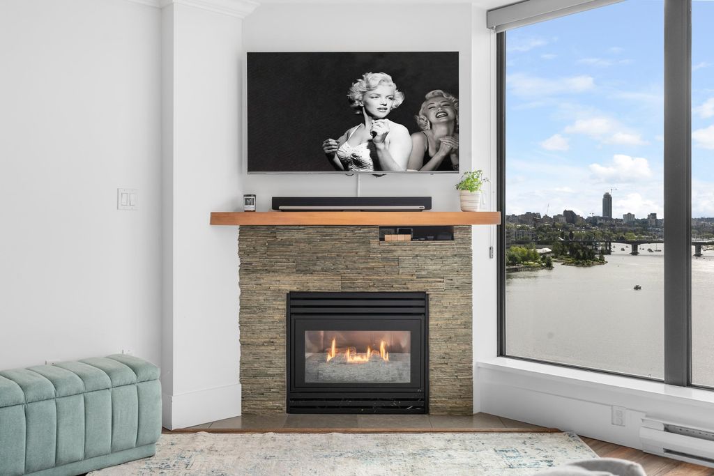 listing image 1107761349541625782