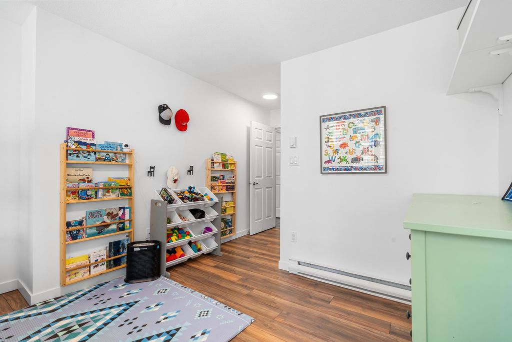 listing image 1105430671932919985