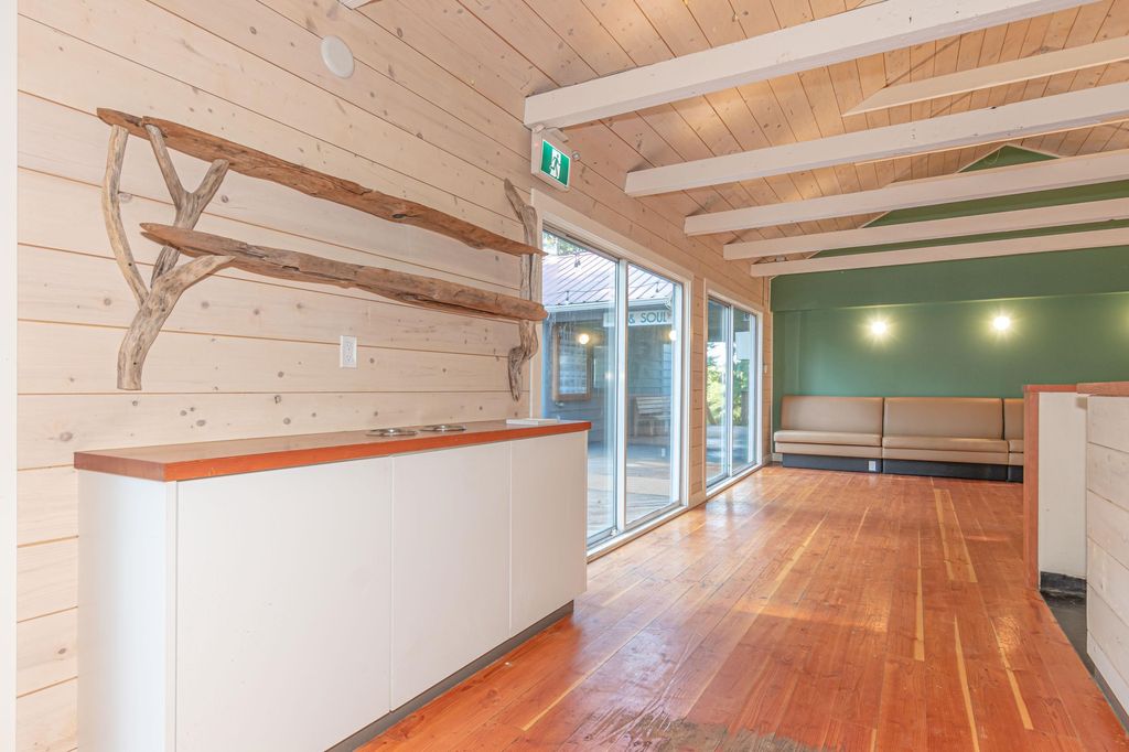 listing image 1100305172582094267