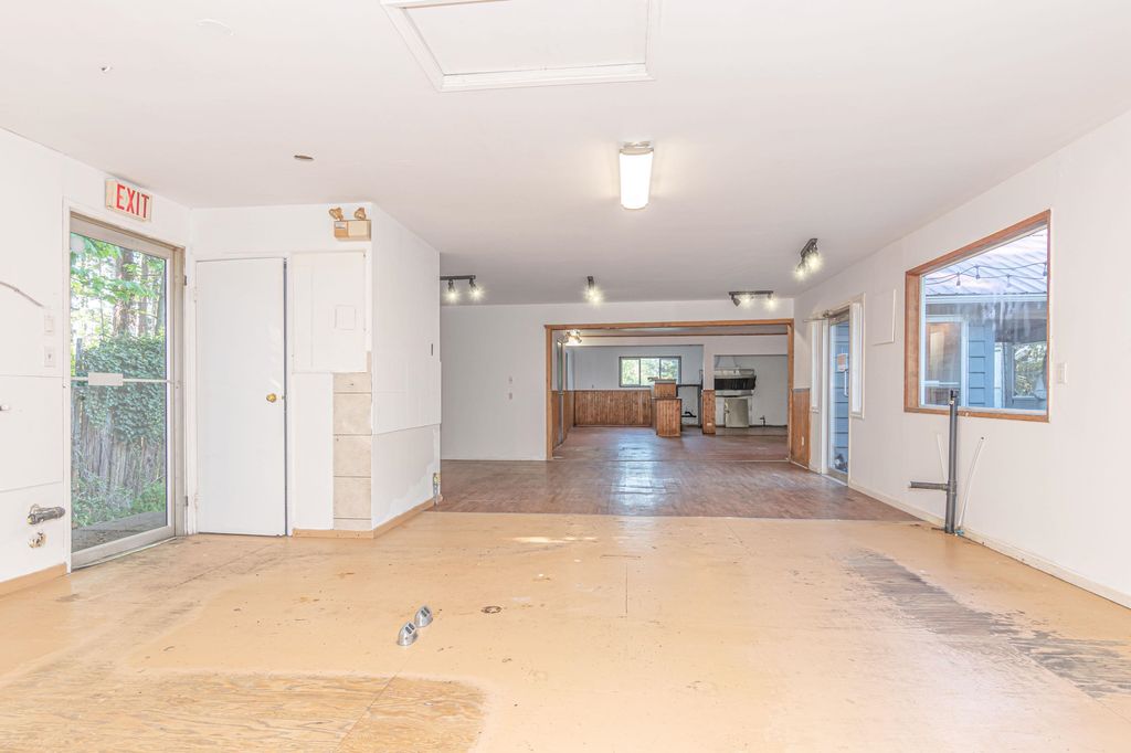 listing image 1109077442657754733