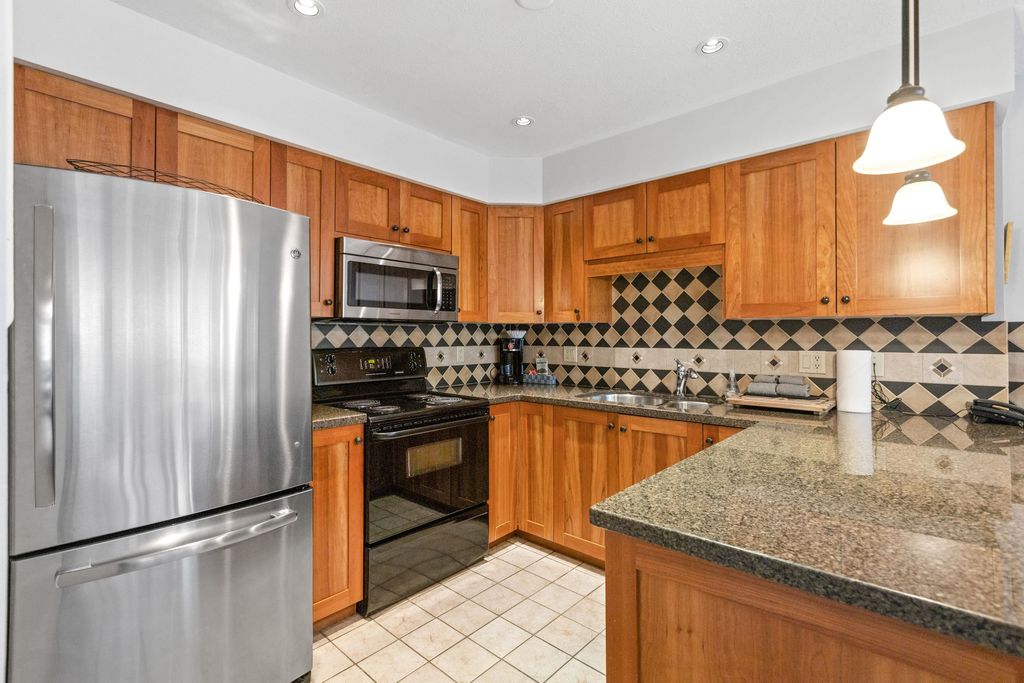 listing image 1105838449831846521