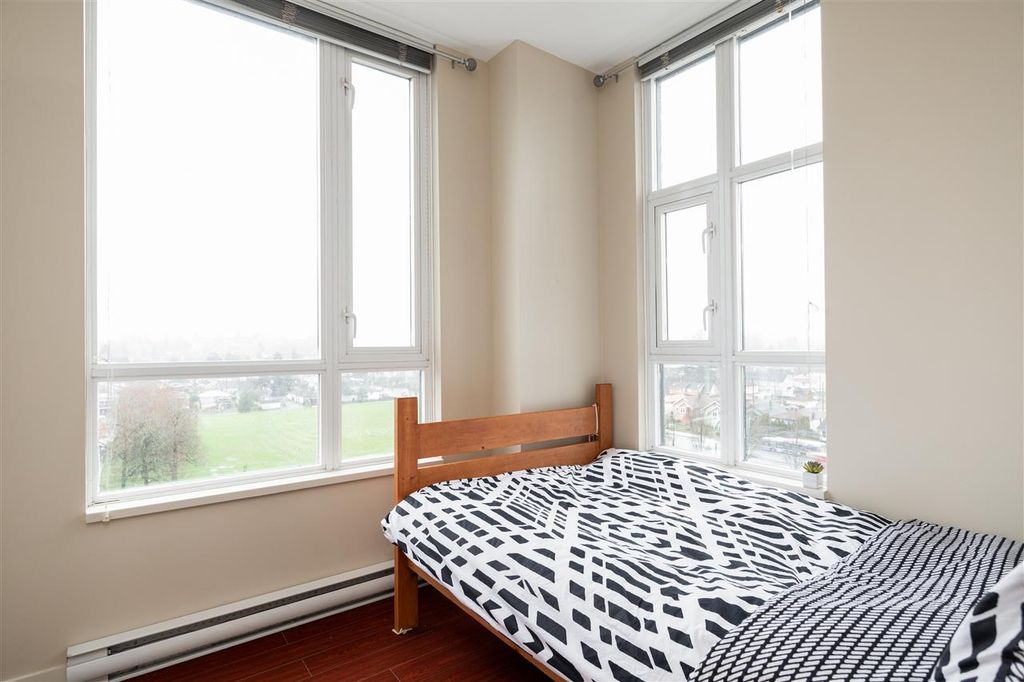 listing image 1103855571414620144