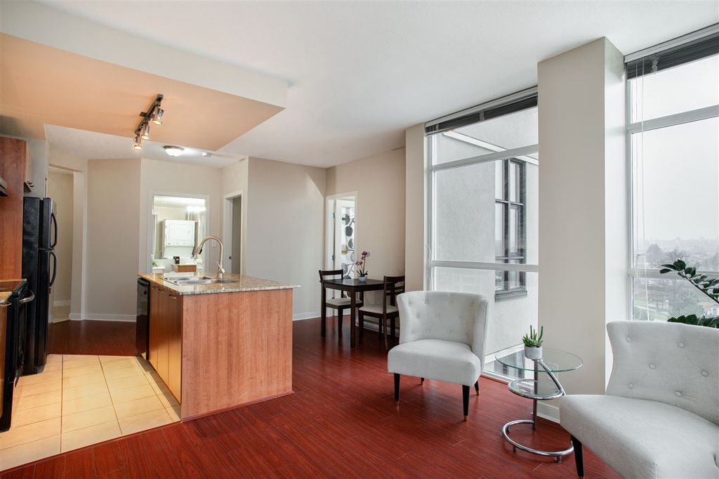 listing image 1102395036749735819