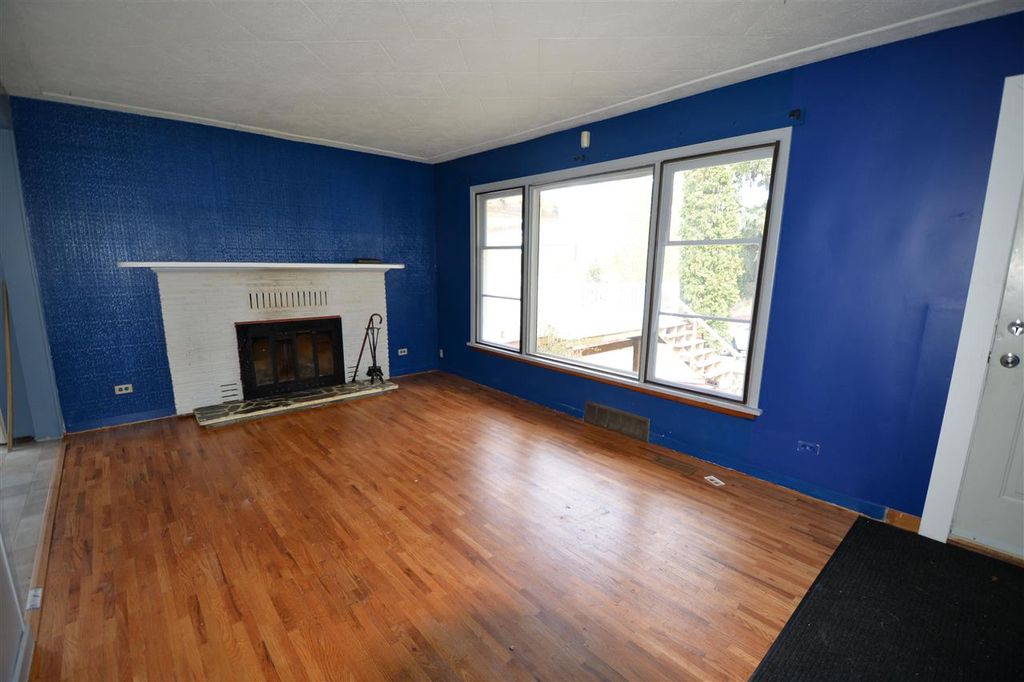 listing image 1109759194923048723
