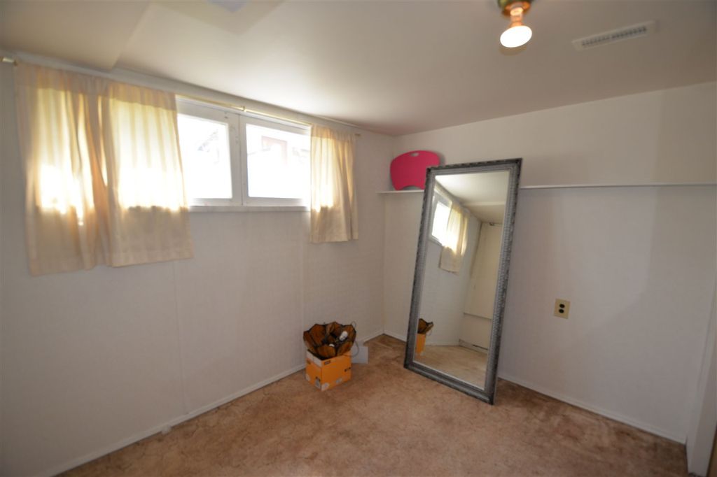 listing image 1101281444700353336