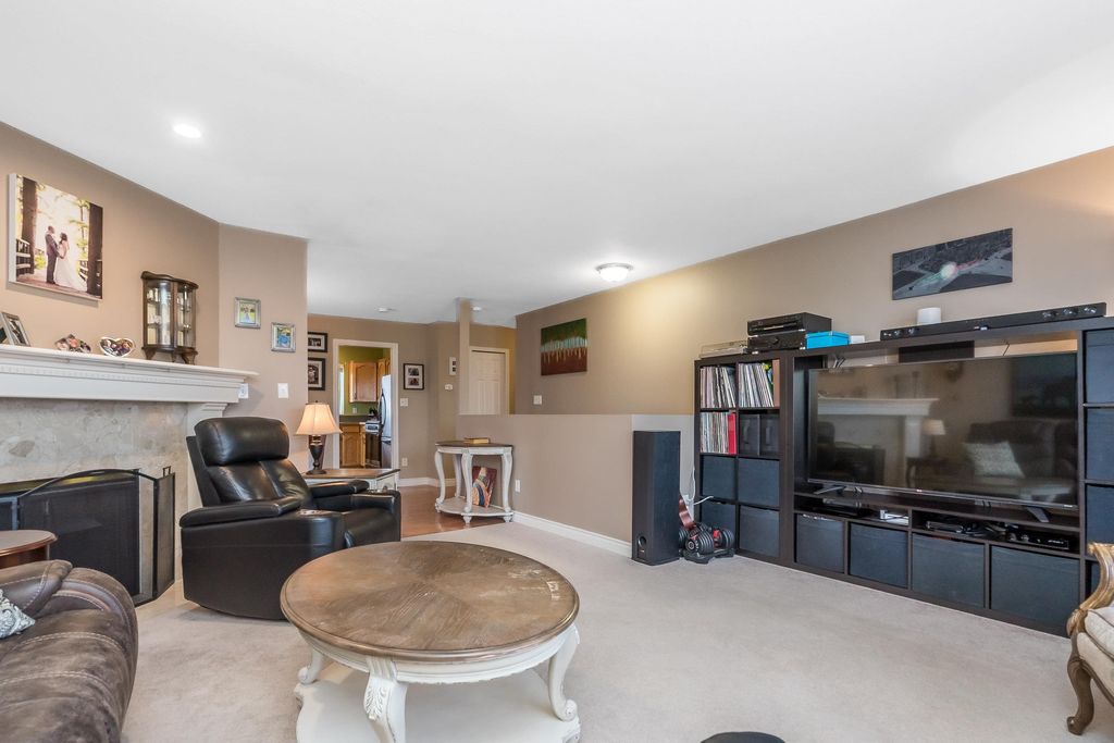 listing image 1100147199321070175