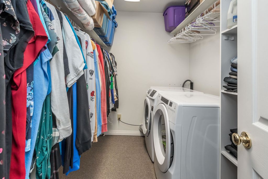 listing image 1107116245959853843